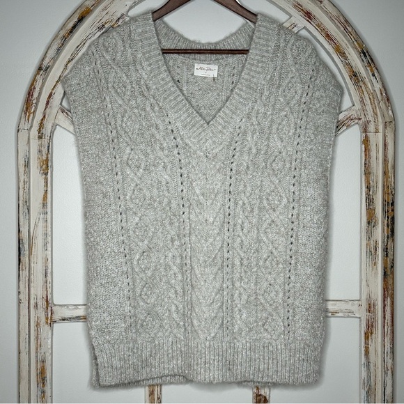 Allie Rose Sweaters - Knit Argyle Oversized Sweater Vest- Size Small